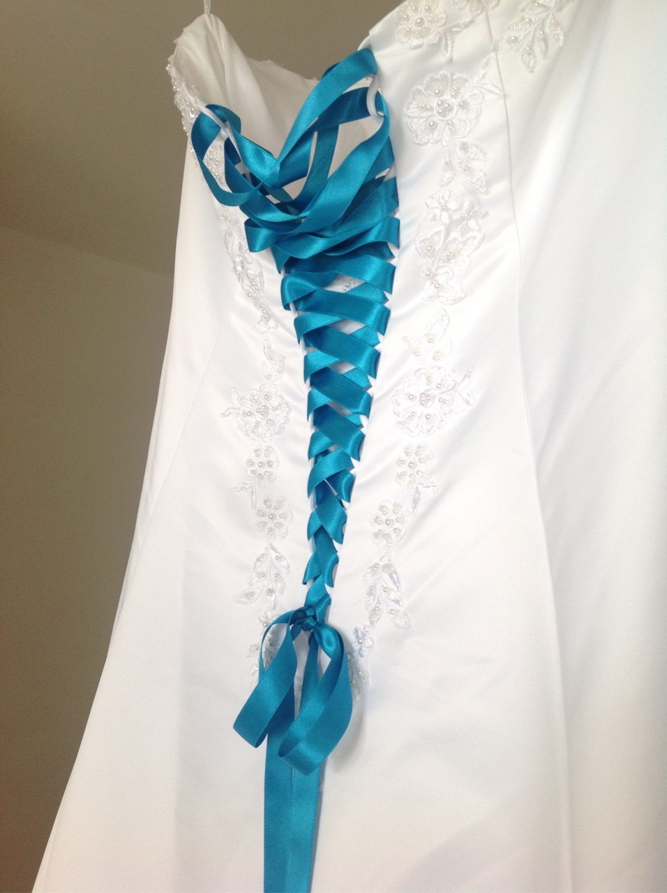 Customisation robe de mariée 1B2F