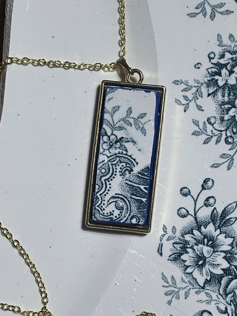 Pendentif en terre de fer recyclée collection Marie-Louise 1B2F