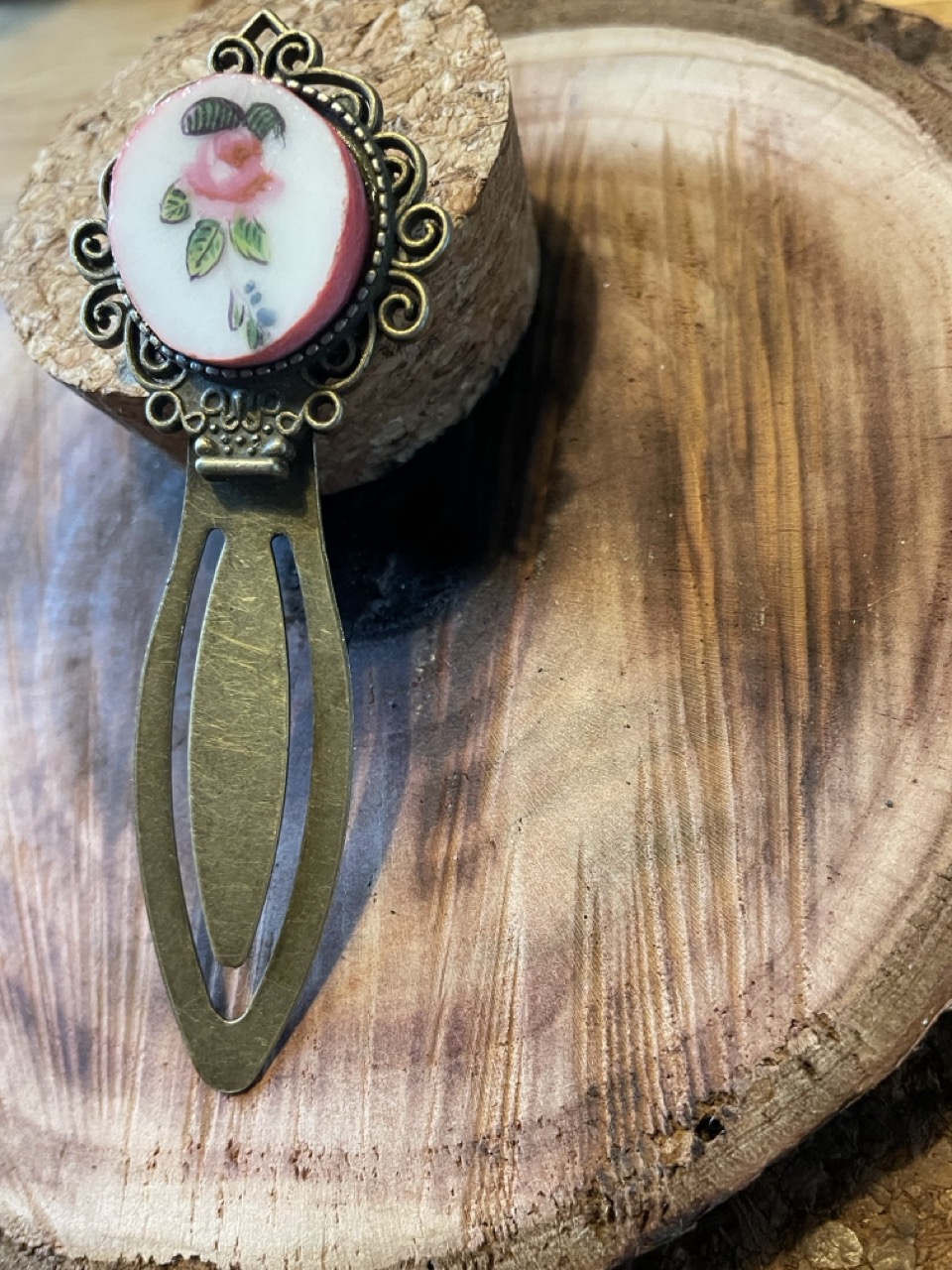 Marque page collection Marika, 1B2F en porcelaine réemployée